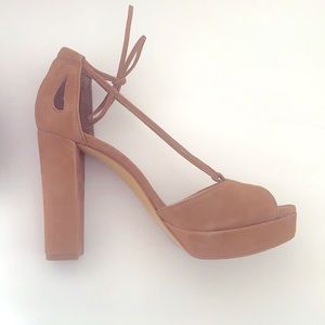 Open toe women’s heels- Size 7.5